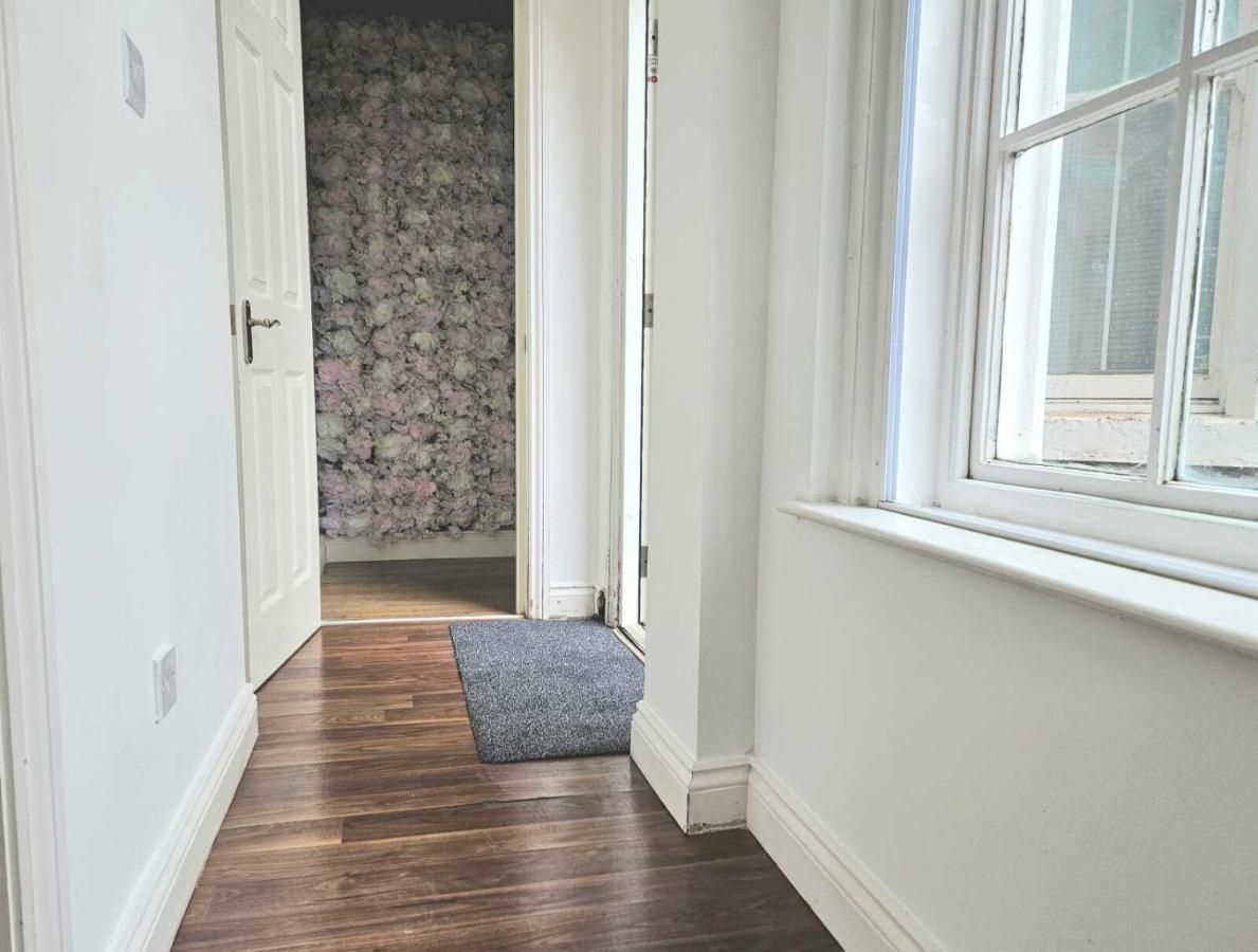 Bee Accommodations Backways Лестер Экстерьер фото
